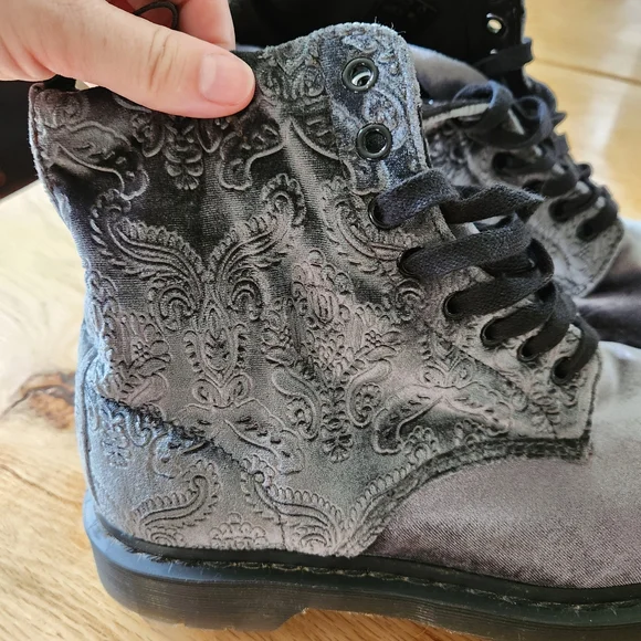 Dr Martens Brocade Grey Velvet Paisley Womens Boots Size 9 Combat Doc Martens - Picture 3 of 11